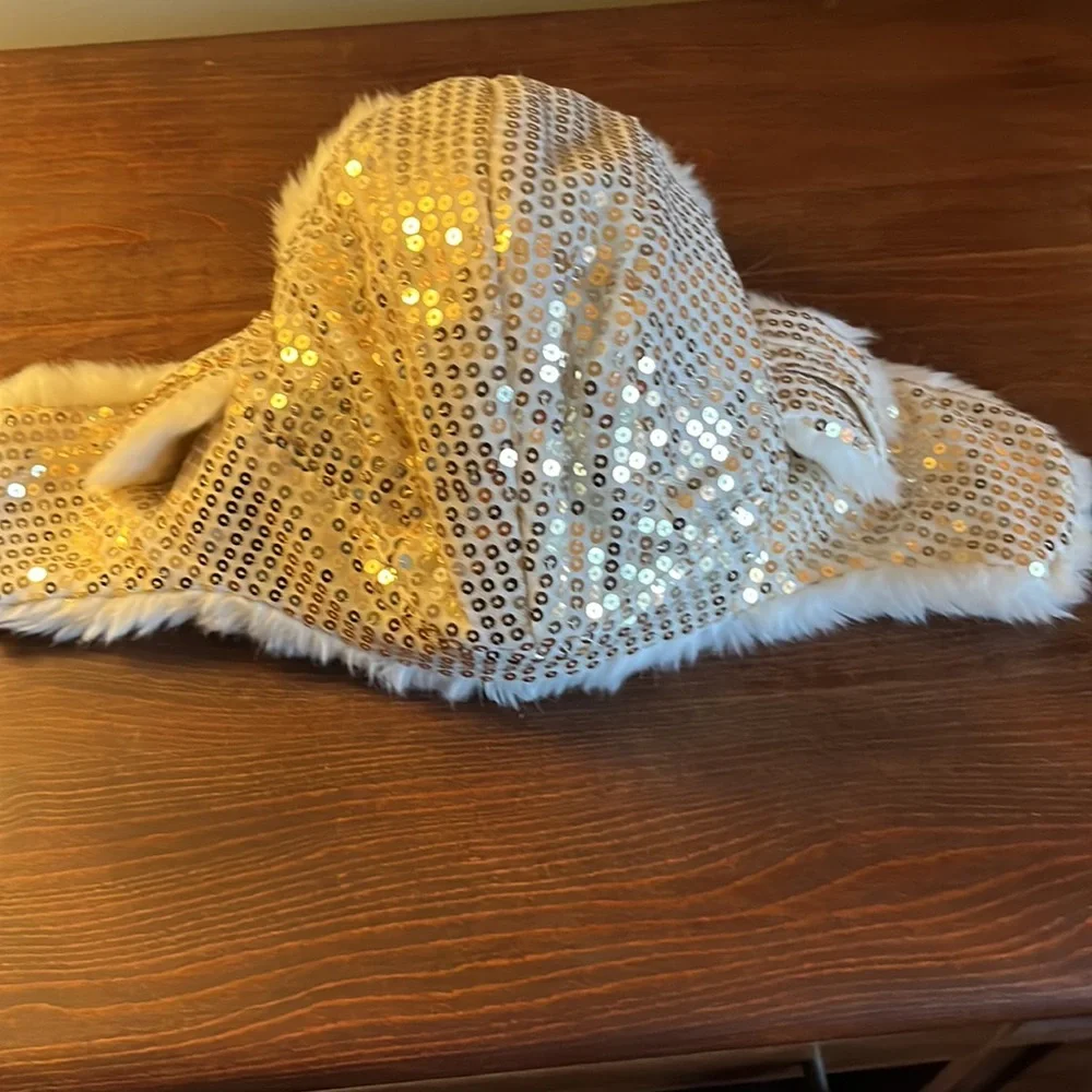 Warm Sequin & Faux Fur Hat NWOT